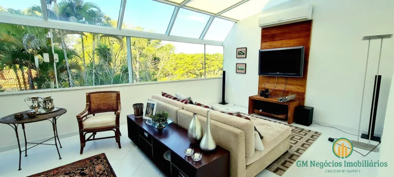 Imagem Casa a venda com porteira fechada em condomínio - Algarve