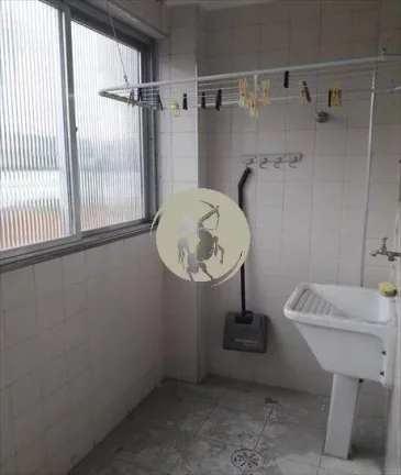 Imagem APARTAMENTO DE FRENTE COM ELEVADOR EM ANDAR ALTO COM VISTA LIVRE.