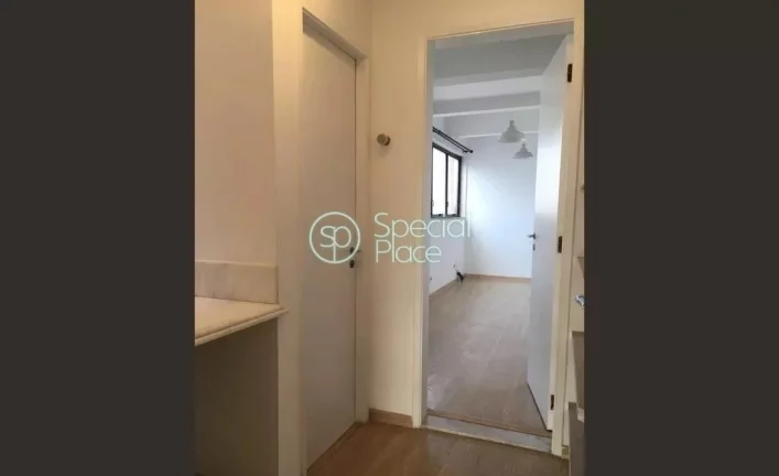 Imagem Maravilhosa cobertura duplex bem próxima à Av. Paulista. Com uma vista estonteante, o terraço, co...