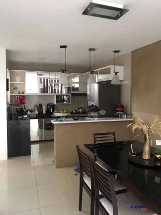 Imagem VENDO CASA DE 3 DORMITORIOS SENDO UMA SUITE CONDOMINIO TERRA NOVA II - SIM