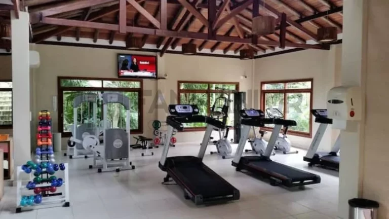 Imagem Excelente Casa de Alto Padrão Mobiliada Com Vista Mar Em Condomínio com área de lazer completa - Praia do Curral. 4 quartos, Sendo 4 suítes; Sala de