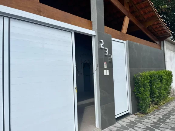 Casa para Venda em Praia Grande, Tupi, 4 dormitórios, 2 suítes, 3 banheiros, 4 vagas