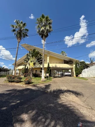 Imagem Casa à Venda no Condomínio Boungaville – 4 Quartos, 180m²
