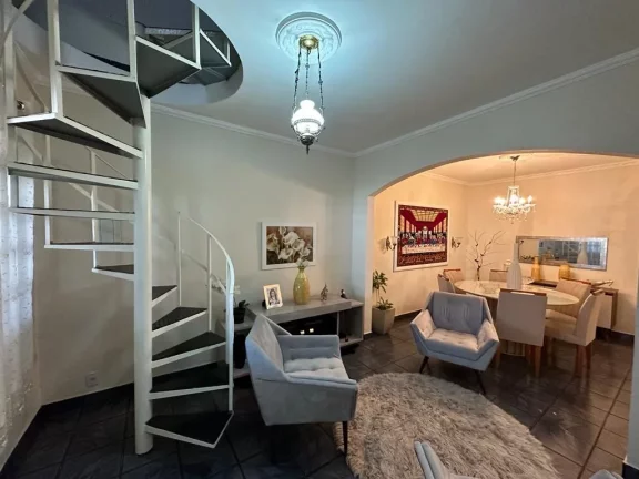 Imagem Sobrado com 3 dormitórios à venda, 244 m² por R$ 600.000,00 - Vila Sol Nascente - Suzano/SP