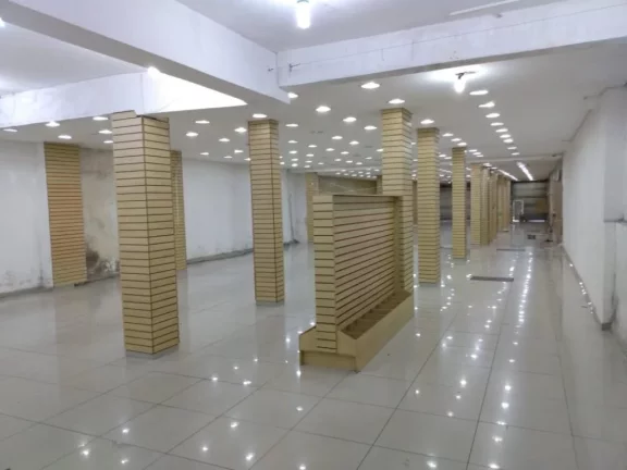 Imagem Salão para alugar, 686 m² por R$ 42.000,00/mês - Centro - Suzano/SP