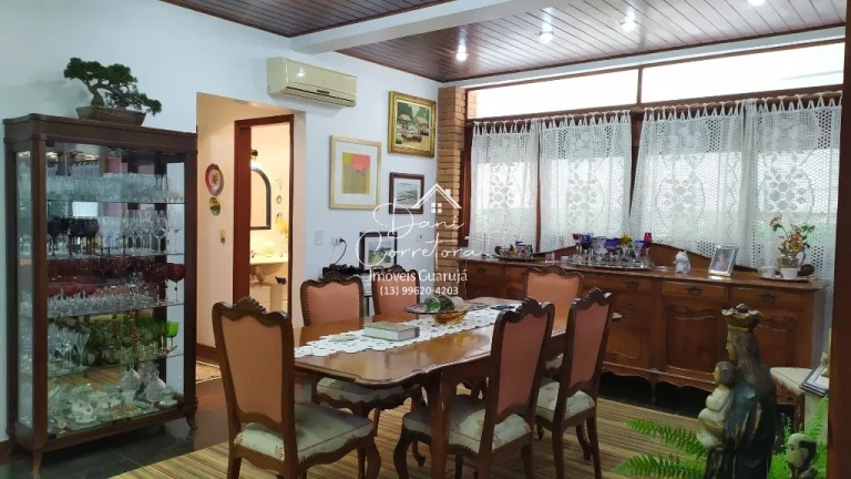 Imagem Casa venda ou locação condomínio Granville, Guarujá-SP: 5 quartos, 2 suítes, 2 salas, 5 banheiros, 4 vagas e 588m². Venda ou locação!