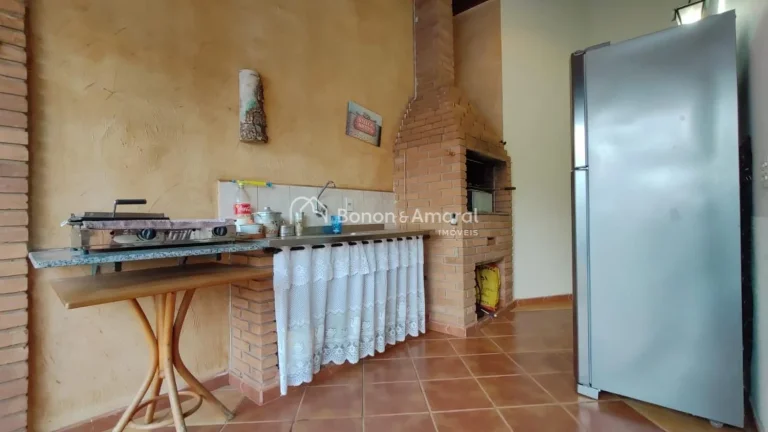 Imagem Casa térrea a venda no bairro Itapoan, Paulínia.

Excelente casa térrea com 540 metros de terreno...
