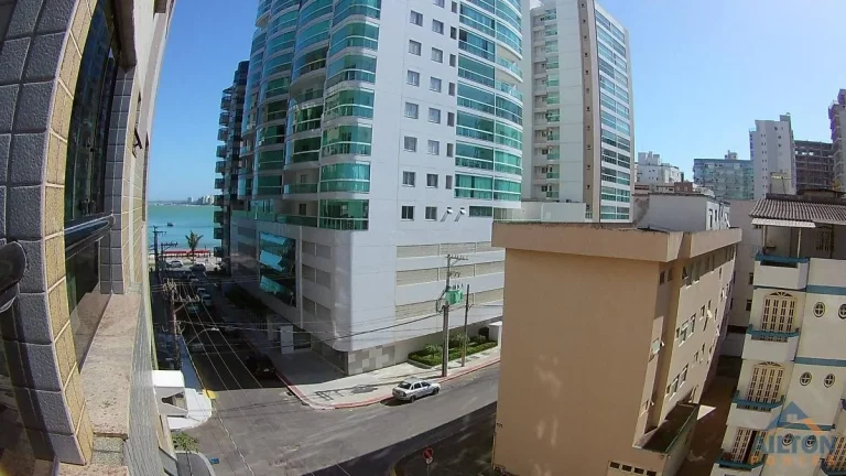 Imagem Apartamento com 3 Quartos à Venda na Praia do Morro - Guarapari/ES