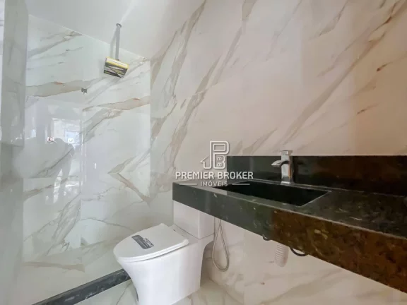 Imagem Casa com 3 dormitórios à venda, 116 m² por R$ 849.000,00 - Golfe - Teresópolis/RJ