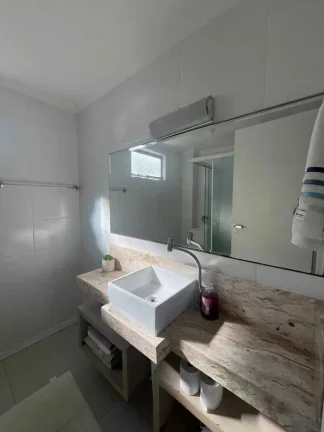 Imagem Apartamento Mobiliado com 1 dormitórios sendo 1 vagas de garagem em Balneário Camboriú