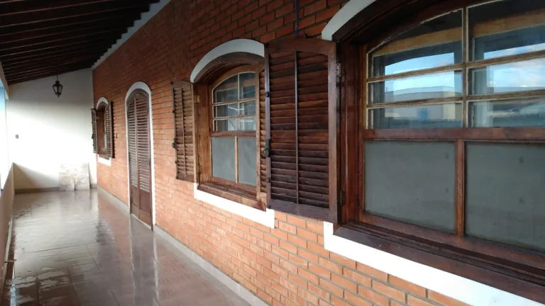 Imagem Casa/Salão, venda e compra, Santa Terezinha, Várzea Paulista