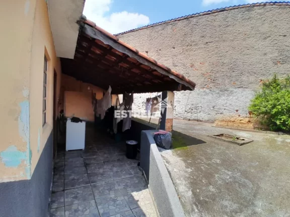 Imagem Casa com 02 Dorms, no Bairro do Portão- Cotia/SP