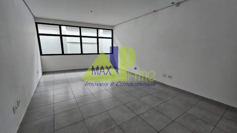 Imagem Alugue agora sua sala comercial na Vila Marieta, São Paulo-SP! Espaço moderno de 32m² com 1 banheiro.
