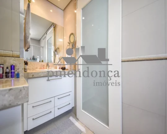 Imagem Belíssimo apartamento de Alto Padrão na rua Oscar Freire em Pinheiros.