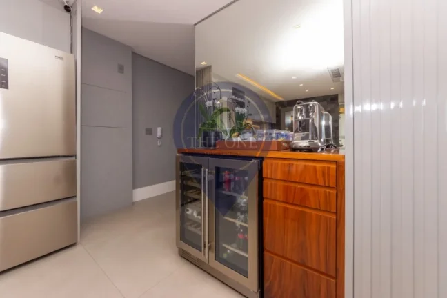 Imagem Luxuoso apartamento de 2 suítes na Vila Gumercindo, São Paulo-SP: 2 quartos, 2 salas, 3 banheiros, 2 vagas, 103m². Venha conferir!