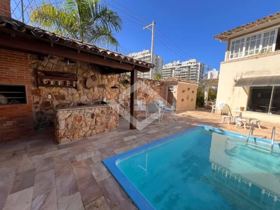 Imagem Casa Duplex 3 Suítes, 177m², Condomínio Vivendas do Sol – Recreio