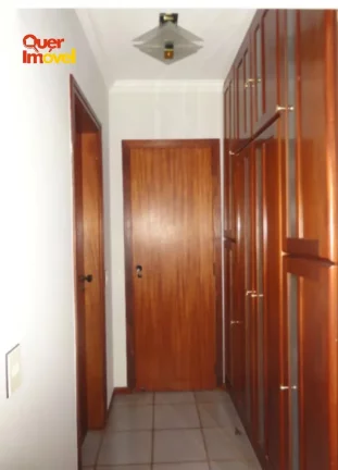 Imagem Imperdível! Apartamento à venda em Ribeirão Preto-SP, no bairro Santa Cruz do José Jacques. 5 quartos, 2 suítes, 2 salas, 5 banheiros, 2 vagas de garagem, 250m² de área. Conheça agora na Quer imóvel!