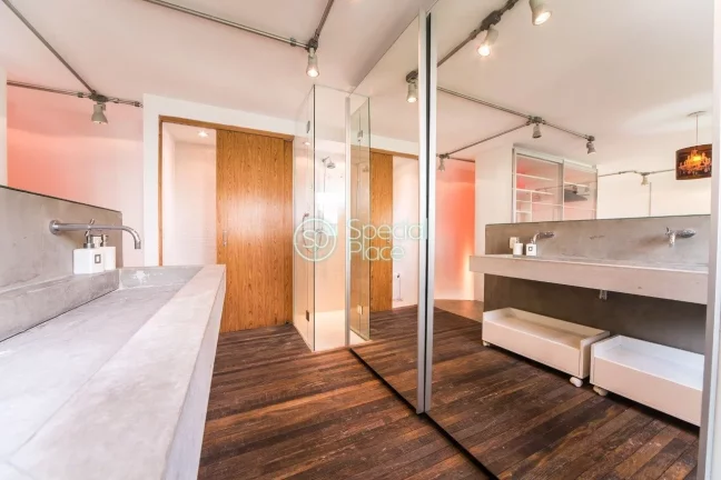 Imagem Apartamento com 74 m² no Edifício The Blue Loft no miolo Vila Nova, walking distance do Parque Ibi...