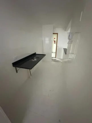 Imagem Apartamento à venda em Praia Grande-SP, Caiçara: 2 quartos, 1 suíte, 1 sala, 2 banheiros, 77m². Venha conferir!