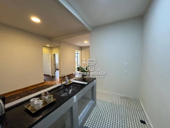 Imagem Apartamento à venda, 110 m² por R$ 399.000,00 - Alto - Teresópolis/RJ