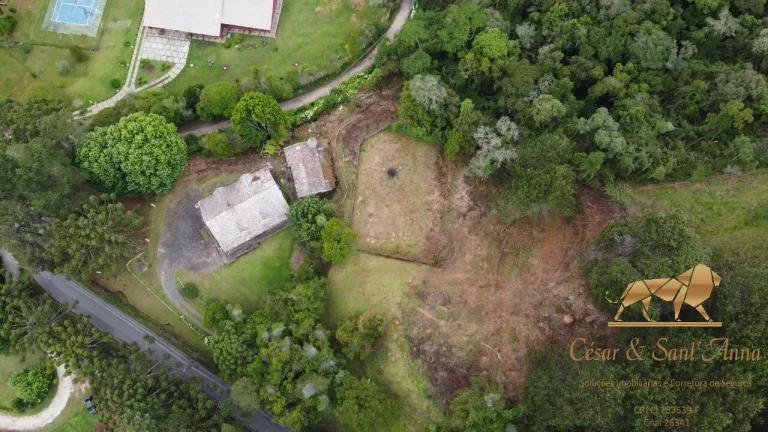 Imagem ÁREA DE 6500M² COM CASA EDIFICADA Á VENDA EM CAMPOS DO JORDÃO-SP