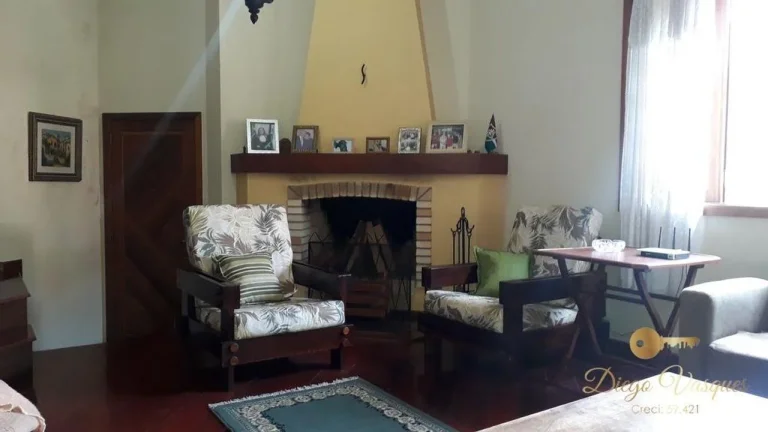 Imagem Casa em Condomínio para Venda em Teresópolis / RJ no bairro Quebra Frascos