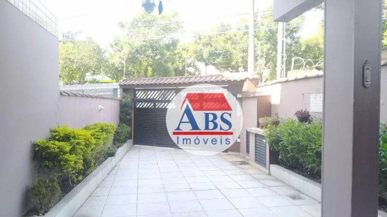 Imagem Casa Sobreposta Térrea com 3 dormitórios à venda, 140 m² por R$ 730.000 - Marapé - Santos/SP