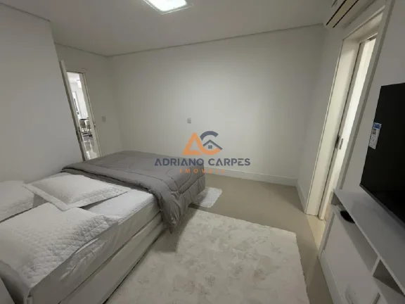 Imagem Apartamento Frente Mar todo mobiliado com 3 suítes e 208m² total na Praia do Gravatá em Navegantes a venda pela Imobiliária Adriano Carpes