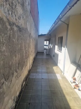 Imagem VENDO LINDA CASA TÉRREA NO BAIRRO CAMPO GRANDE!