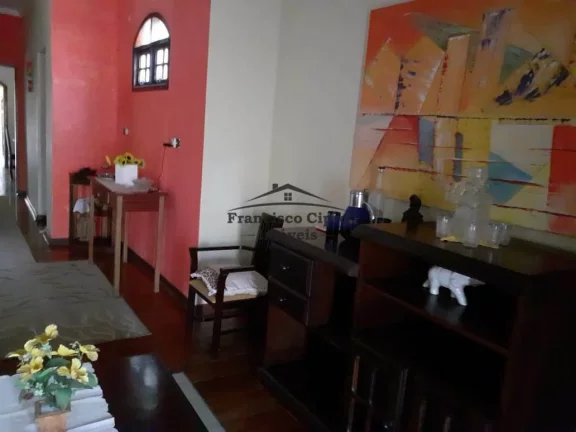 Imagem Casa à venda no bairro Centro - Pindamonhangaba/SP