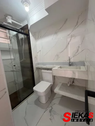 Imagem Aluguel de Apartamento Impecável em Itaim Paulista, SP: 2 Quartos, 1 Banheiro, Vaga de Garagem!