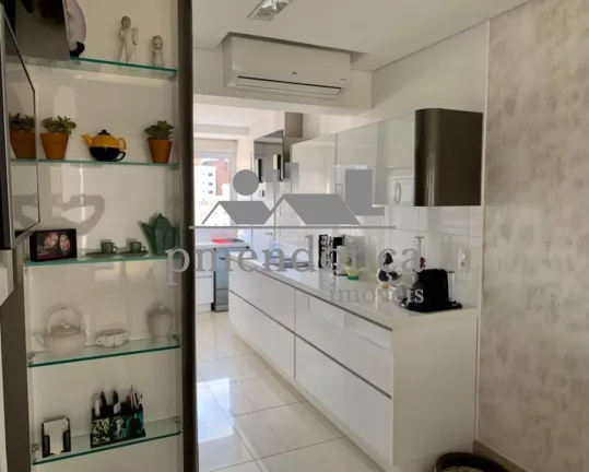 Imagem Apartamento com varanda gourmet em Perdizes, andar alto e vista para o por do sol.