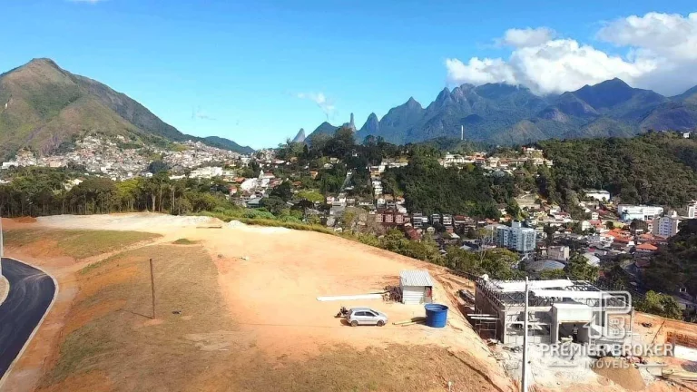 Imagem Terreno à venda, 350 m² por R$ 240.000,00 - Ermitage - Teresópolis/RJ