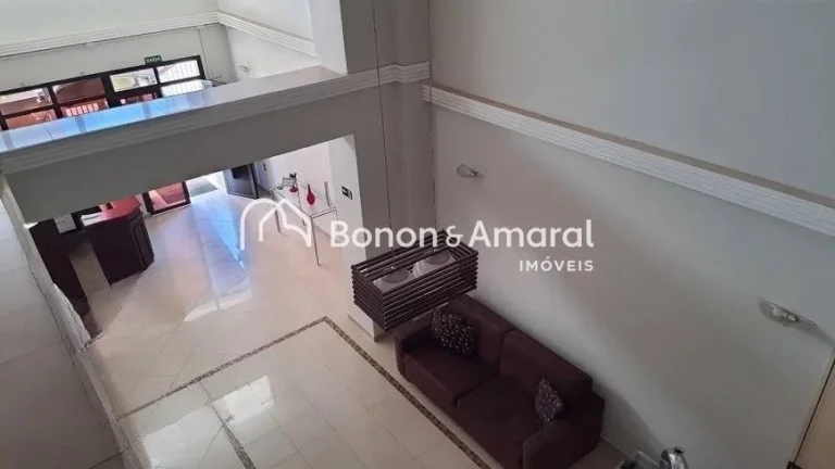 Imagem Ótimo apartamento em excelente localização no Cambuí. O apartamento em andar alto conta com uma ...