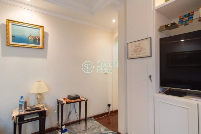 Imagem Excelente apartamento no alto de Santana. São 146m² de área privativa, 3 suítes, living para doi...