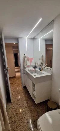 Imagem Apartamento de Luxo todo Reformado com 4 suítes em Tambaú a 300m do Mar