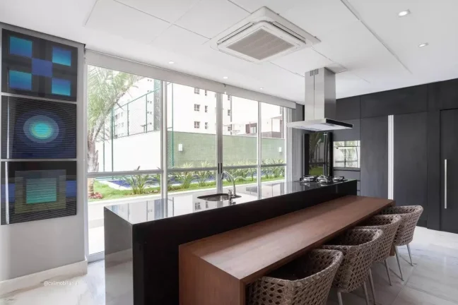 Imagem Localizado no bairro Funcionários, em Belo Horizonte, este apartamento oferece uma combinação per...