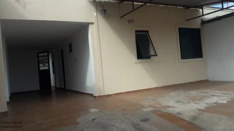 CASA RESIDENCIAL em POÇOS DE CALDAS - MG, CONJUNTO HABITACIONAL PEDRO AFONSO JUNQUEIRA