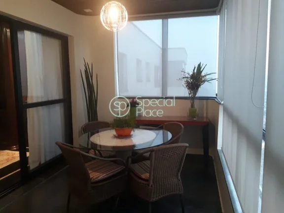 Imagem Apartamento em Moema, em rua arborizada, fáciç acesso as principais avenidas, shopping, aeroporto ...