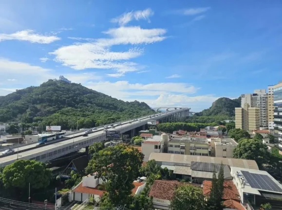 Imagem Ed. Maison Augusta. Ao Lado do Parque das Castanheiras, sem o trânsito.