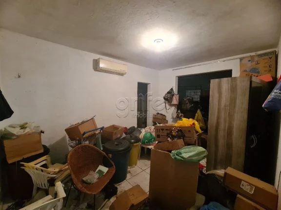 Imagem Excelente casa de esquina, bem ventilada, em ótima localização no Rodolfo Teófilo próximo ao Co...