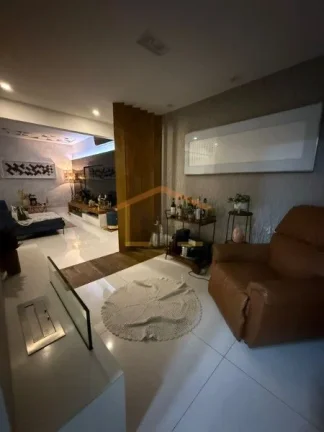 Imagem PORTEIRA FECHADA!!!
Apartamento alto padrão, hall social privativo, 3 dormitórios, sendo 3 suítes...