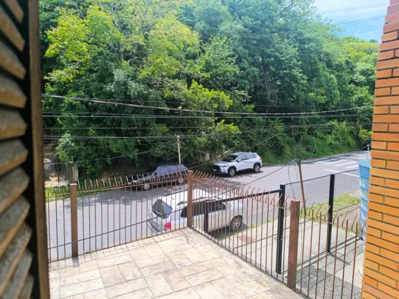Imagem Casa para venda no bairro Azenha em Porto Alegre
