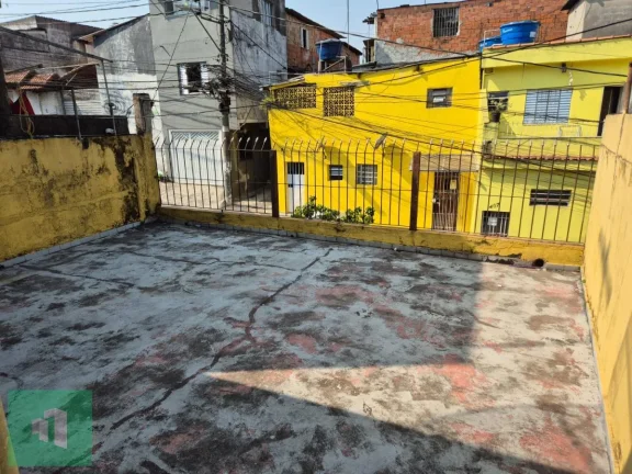 Imagem Sobrado à venda em São Paulo, Vila Fachini, com 2 quartos