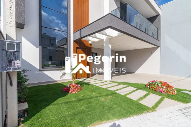 Imagem Sobrado Triplex em Condomínio