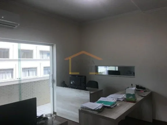 Imagem Sala comercial na cobertura, dispõe de 4 salas, sendo 1 de reunião, sacada, banheiro e cozinha. 11...