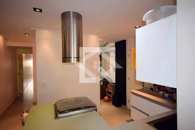 Imagem Apartamento mobiliado de 131m² com 3 quartos e 2 vagas na Barra da Tijuca