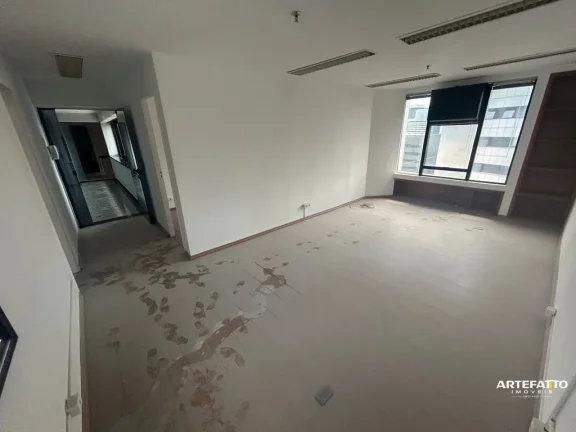 Imagem Sala Comercial com privacidade (andar semi exclusivo)- Próximo a ponte Estaiada