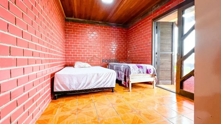 Imagem Fortes Imóveis vende Sobrado em Capão Novo