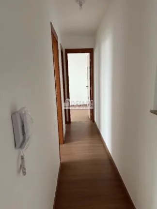 Imagem Apartamento à venda no -Condomínio Park Leopoldino, no bairro Parque do Mirante, Uberaba | 2 dormitórios, piscina e portaria 24h